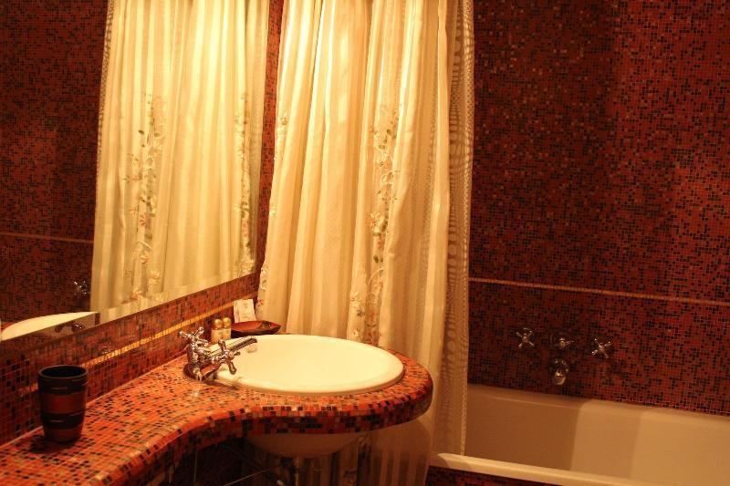 Apartament Residenza Carducci Centro Storico Werona Zewnętrze zdjęcie